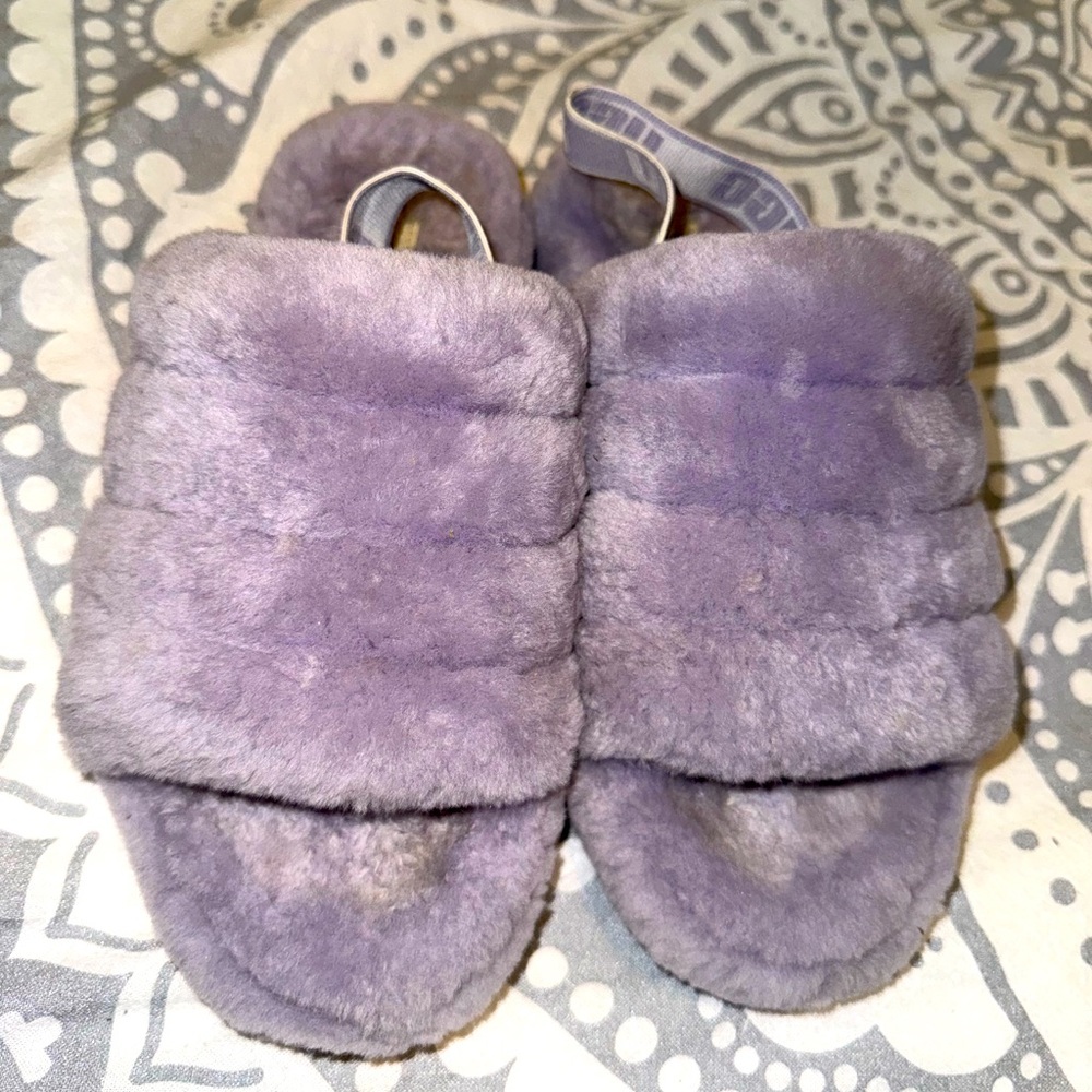 Ugg fluff yeah slides in lavender